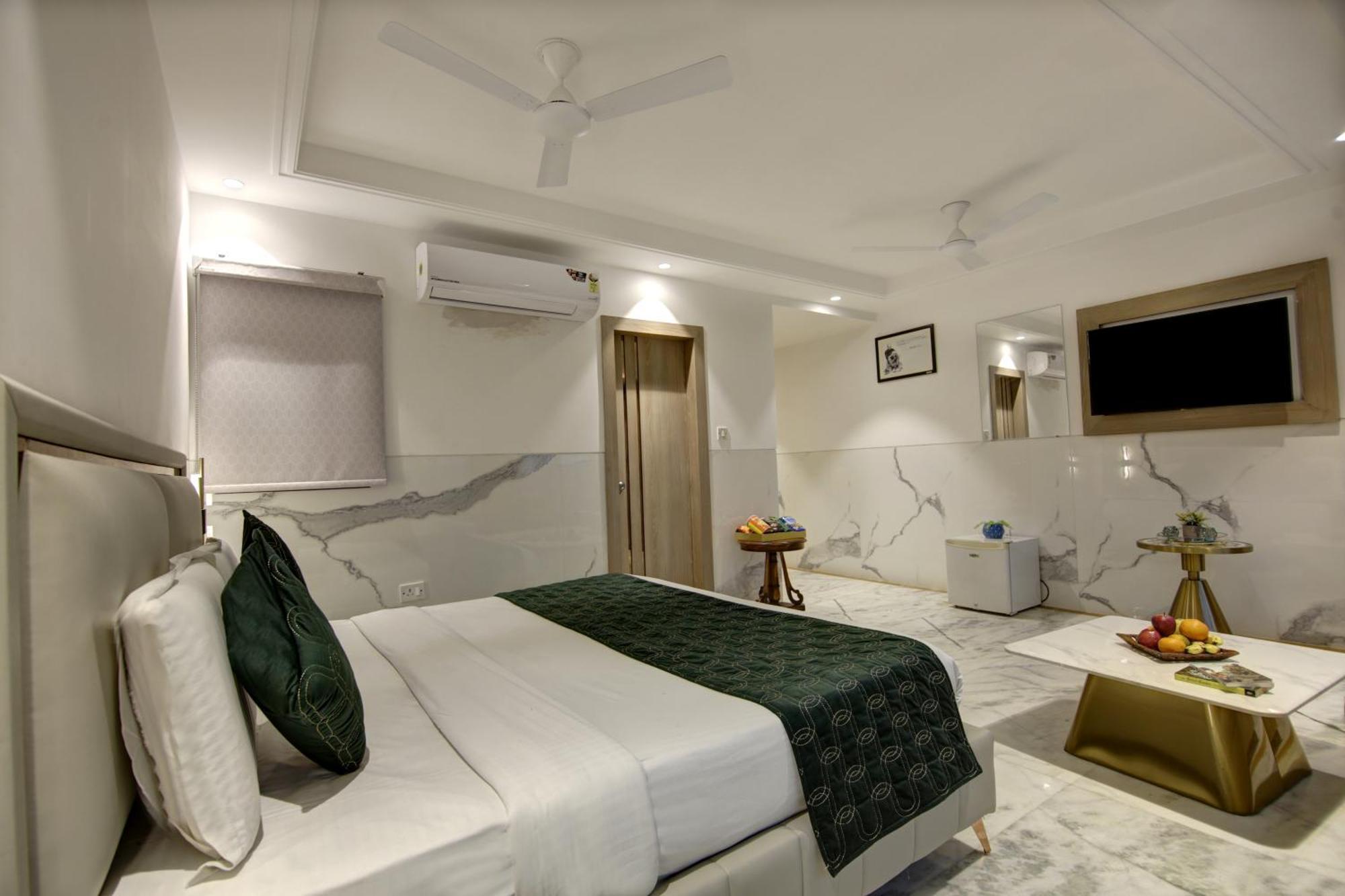 Hotel International Inn - Near Delhi Airport New Delhi Eksteriør billede