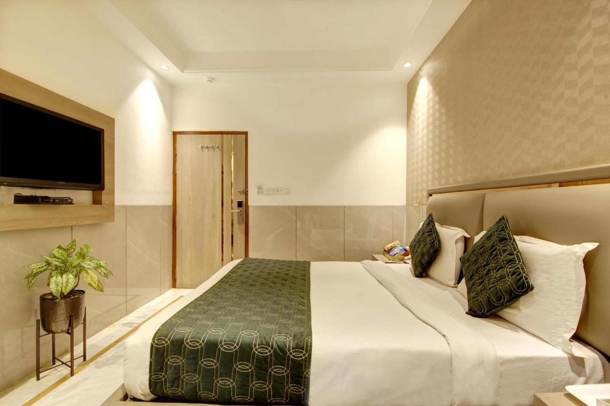 Hotel International Inn - Near Delhi Airport New Delhi Eksteriør billede
