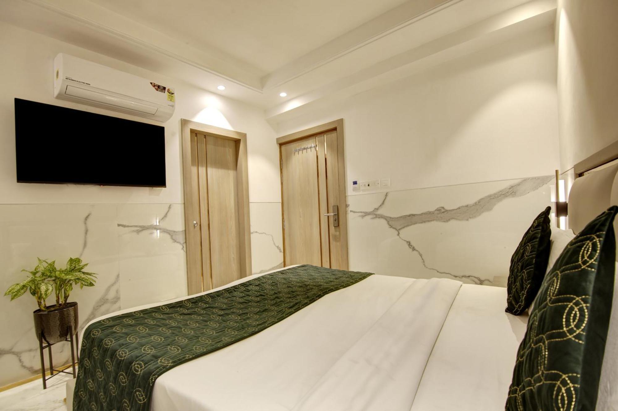 Hotel International Inn - Near Delhi Airport New Delhi Eksteriør billede