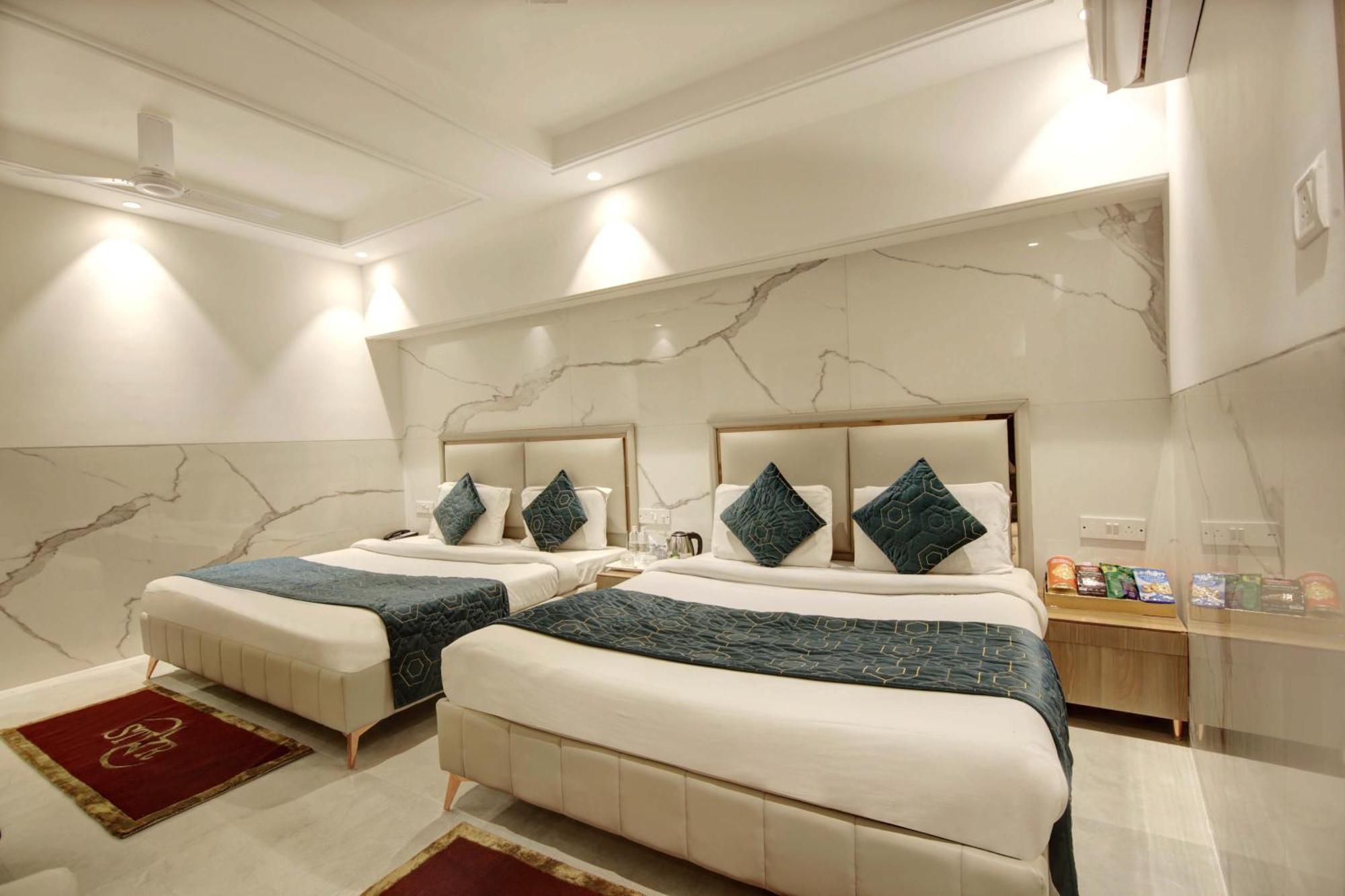 Hotel International Inn - Near Delhi Airport New Delhi Eksteriør billede