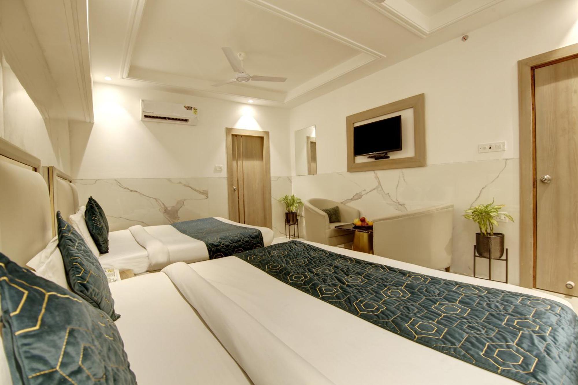 Hotel International Inn - Near Delhi Airport New Delhi Eksteriør billede
