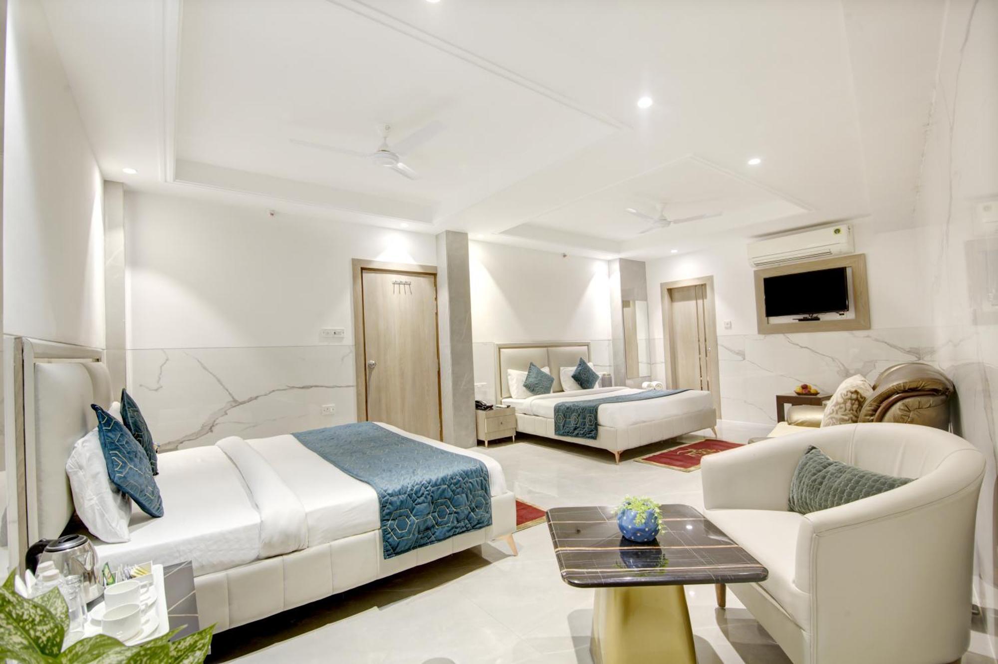 Hotel International Inn - Near Delhi Airport New Delhi Eksteriør billede